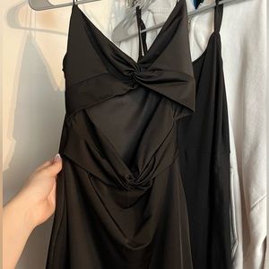 Black mini dress with cutouts!🖤